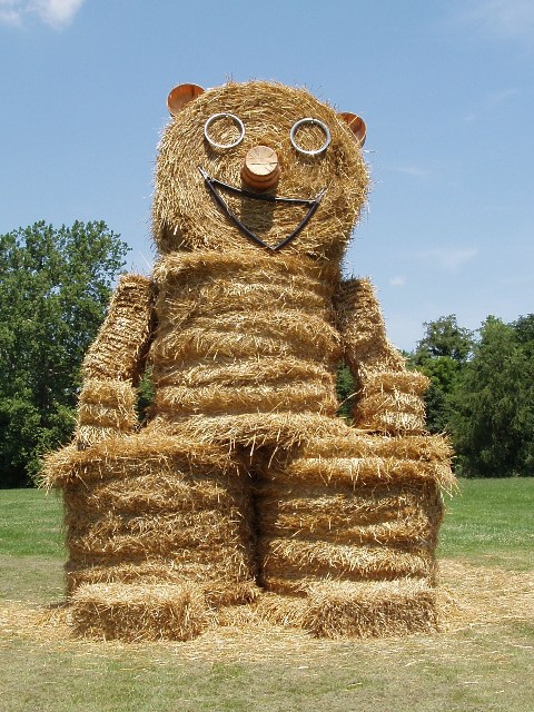 haybalebear